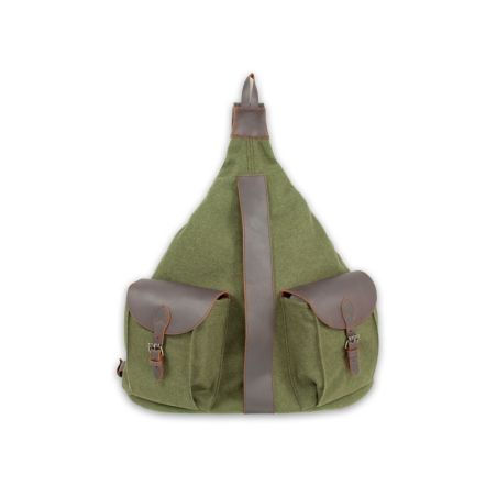 Mochila triangular de lana verde